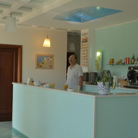 Larus Hotel Санджинето Екстериор снимка