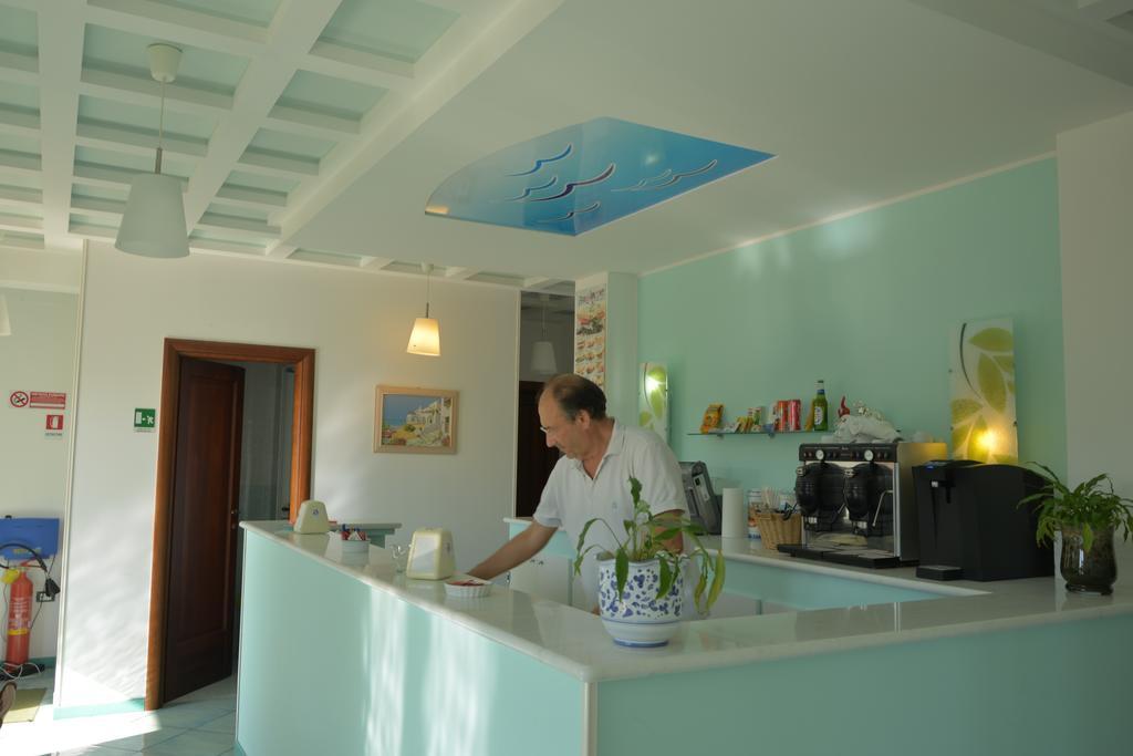 Larus Hotel Санджинето Екстериор снимка