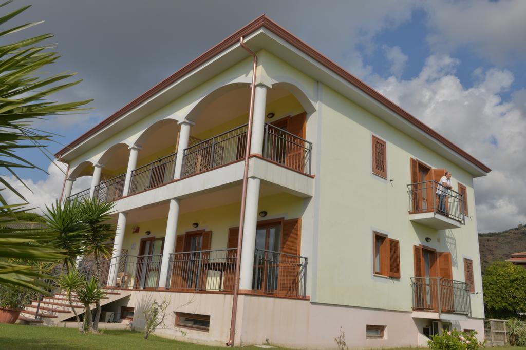 Larus Hotel Санджинето Екстериор снимка