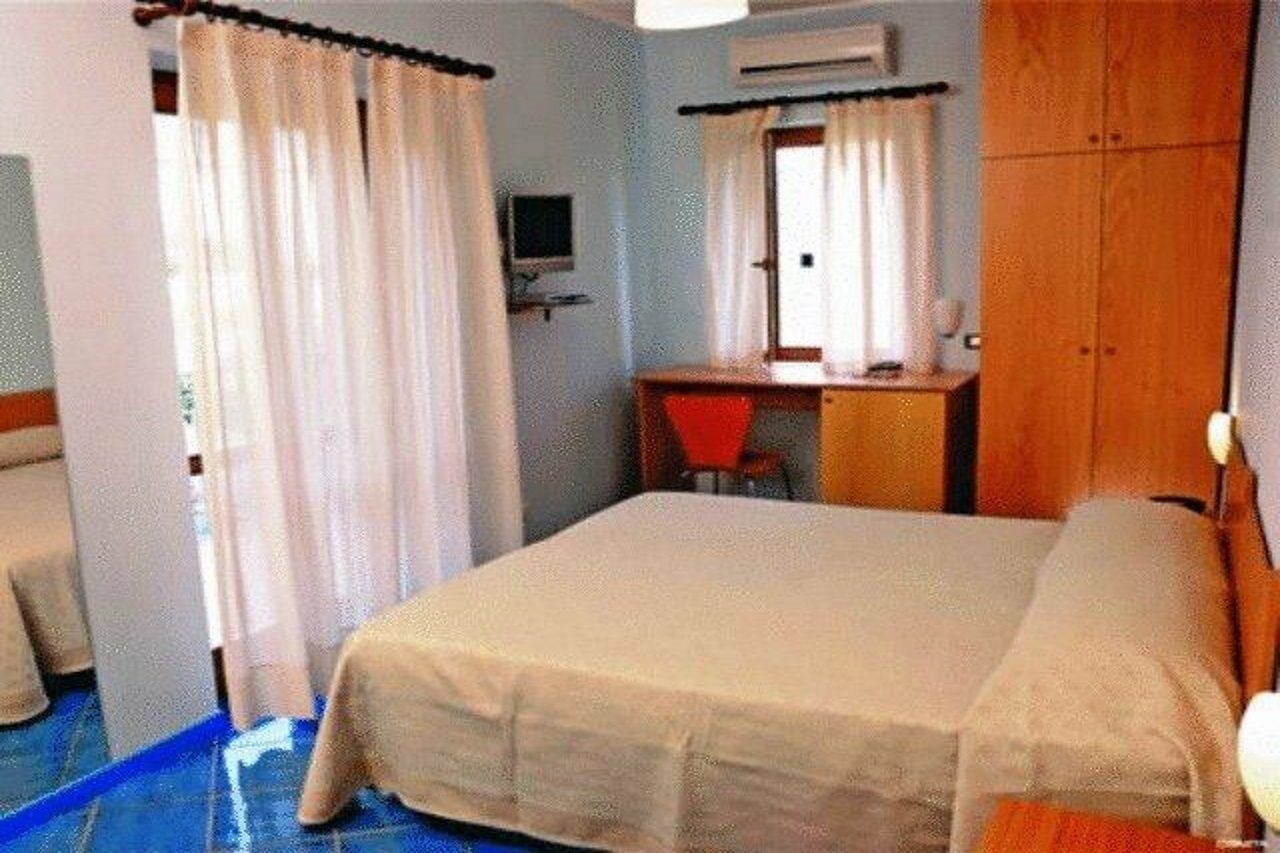 Larus Hotel Санджинето Екстериор снимка